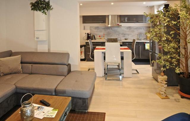 Gite, Location Meuble De Tourisme 3 Etoiles Châtillon-Coligny Екстериор снимка